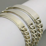 �u���X���b�g